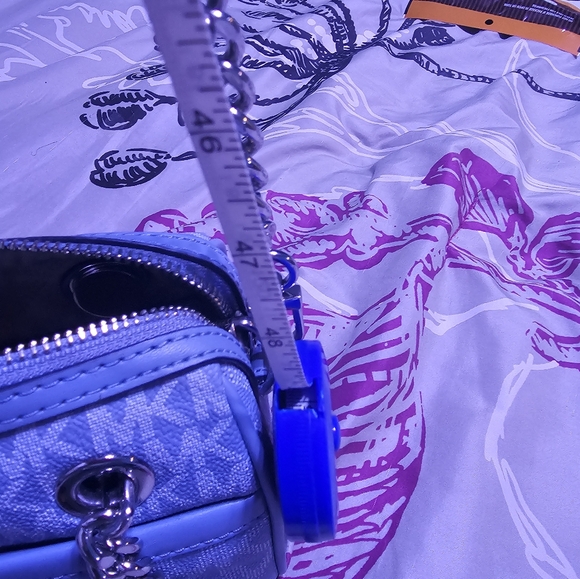 Michael Kors baby blue crossbody - Picture 11 of 12